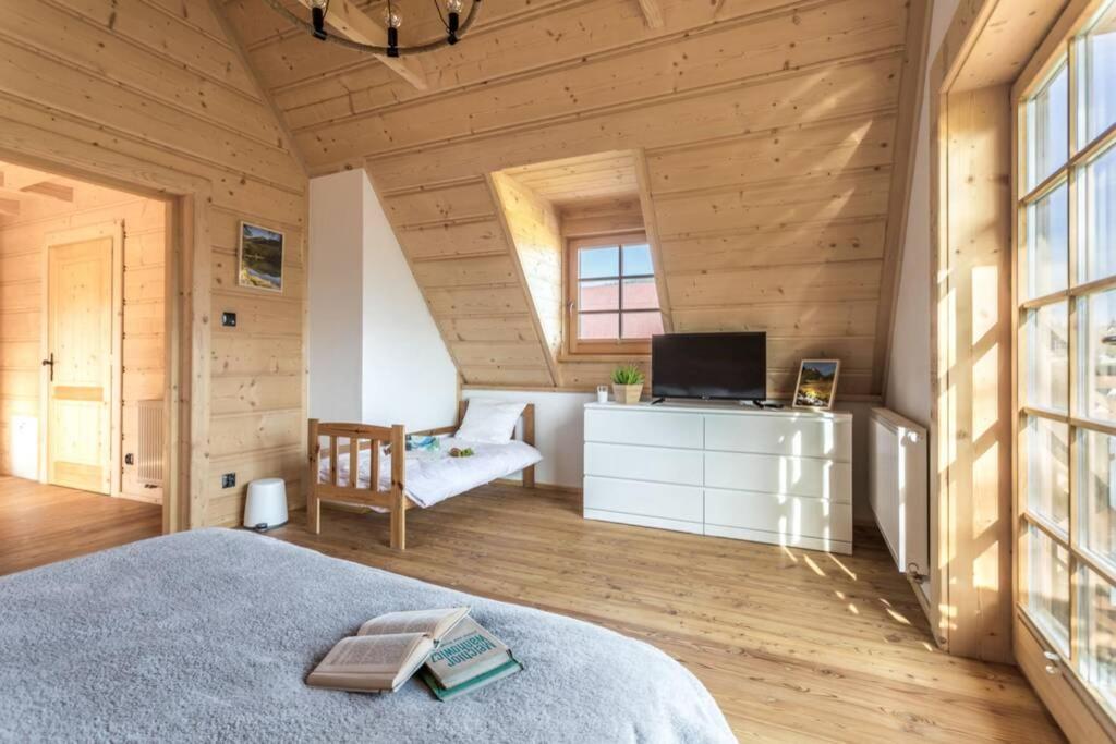 Willa Pitoniowka Z Sauna, Netflix Oraz Xbox One コシチェリスコ エクステリア 写真